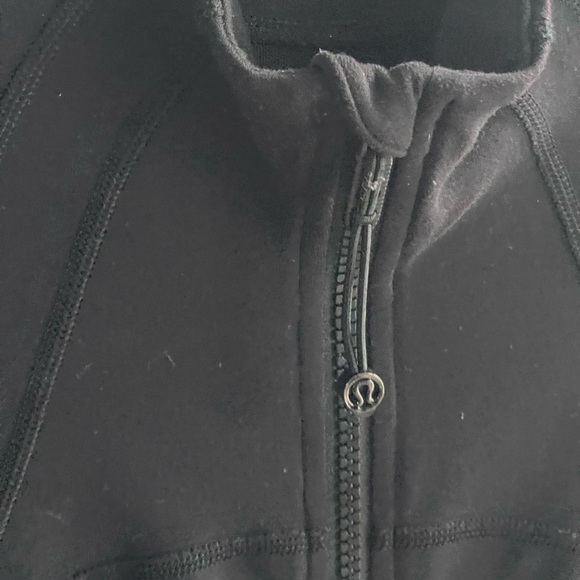 Lululemon Define Jacket Black (Second Release) 2015 Style: W4H98S $118 Luon Sz 8 - Picture 4 of 7